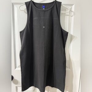 YZY GAP Classic Black Tank Top Size Small NWOT C0284